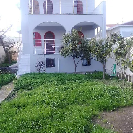 Oez Apartment *