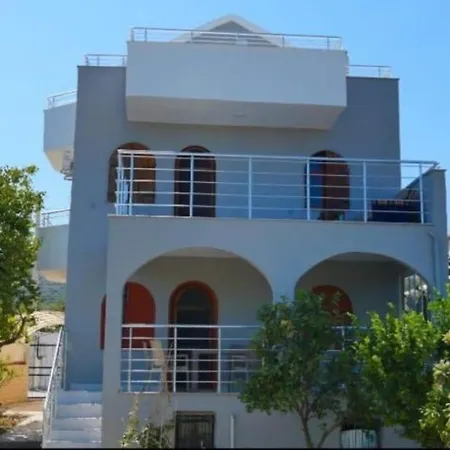 Apartment Oez Urla