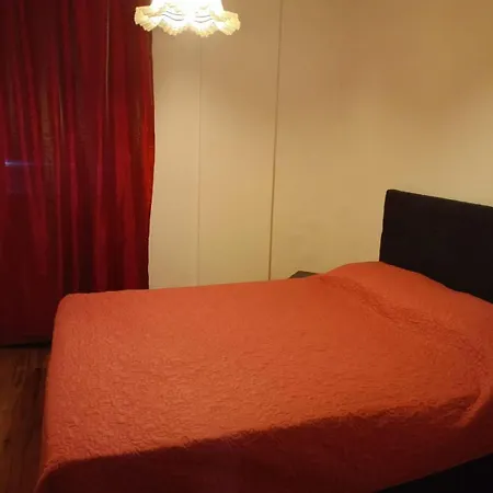 Oez Apartment